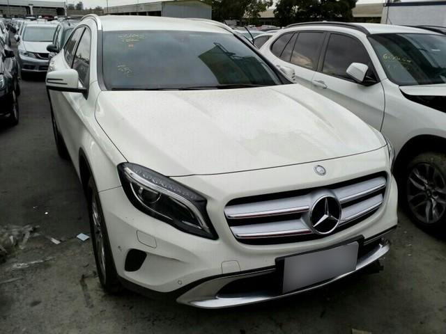LOTE 08 MERCEDES BENZ GLA 200 STYLE 2015/2016