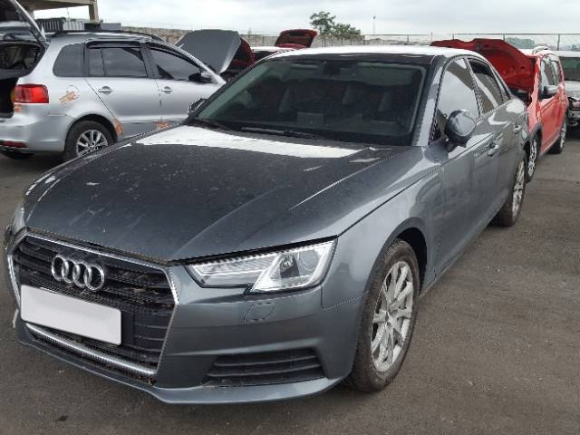 LOTE 33 AUDI A4 AMBIENTE 2017/2017