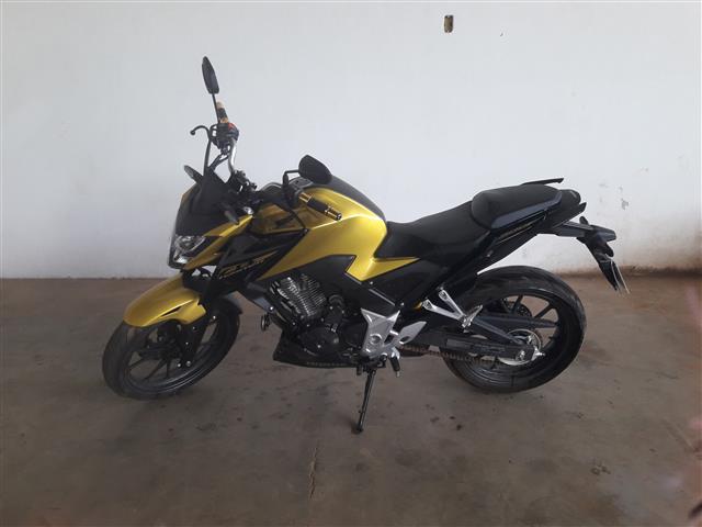 LOTE 25 CB300F TWISTER ABS 2024/2024 FLEX 