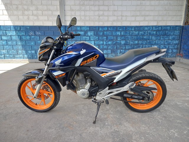LOTE 27 CB250F TWISTER C S 2020/2020 FLEX 