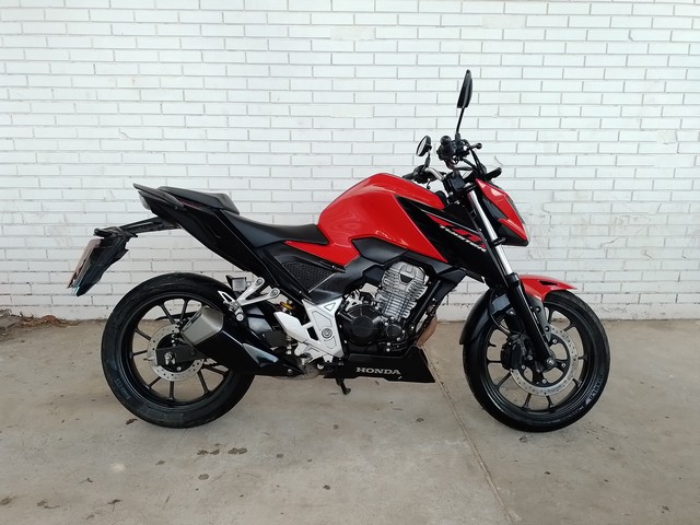 LOTE 28 CB300F TWISTER ABS 2023/2024 FLEX 