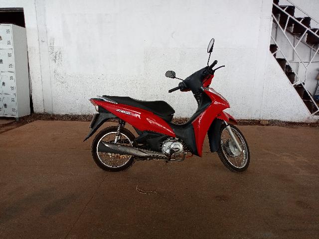 LOTE 11 HONDA BIZ 110I 2023/2024