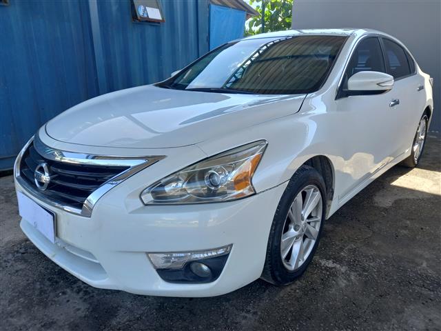 LOTE 27 ALTIMA 25 SL 2013/2014